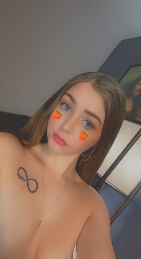 Amber Satin OnlyFans nackt