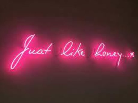 Alexeila OnlyFans schlank