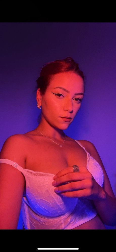 Aquila OnlyFans Bilder