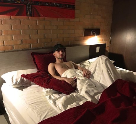 Norlan G mez OnlyFans Leaks Pornografie