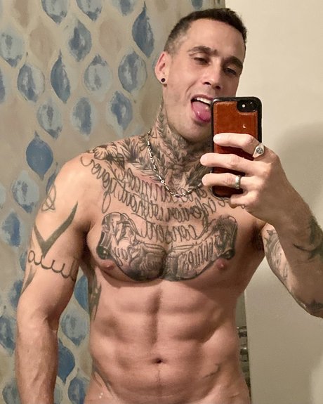 Alexy Tyler Nacktbilder von OnlyFans geleakt
