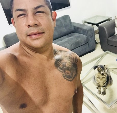 Adriano0001 OnlyFans Leaks Nacktbilder