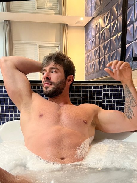 Alexandre Baia OnlyFans Nackt Leaks