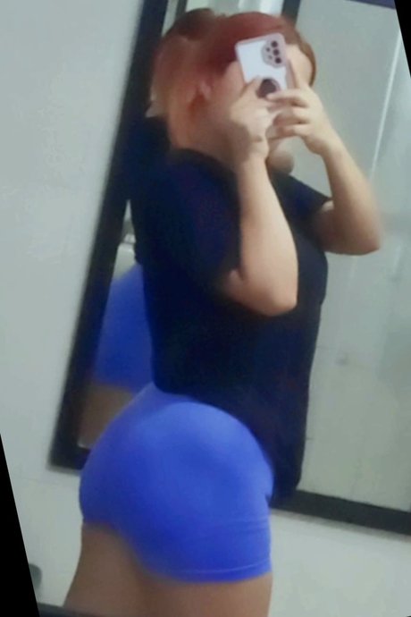 Ana mor Nacktbilder von OnlyFans