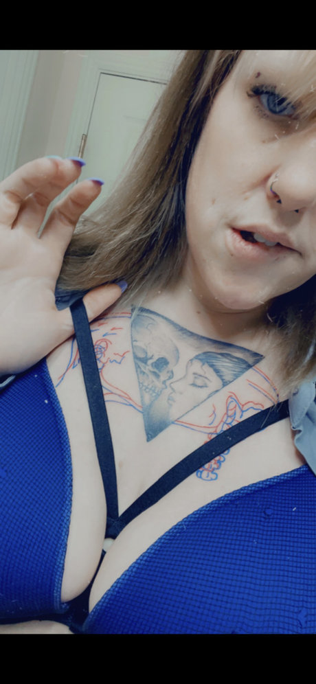 BeautifulDisaster Sexy OnlyFans