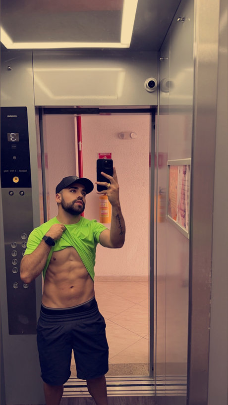 Aaron Diamond_ XXX OnlyFans