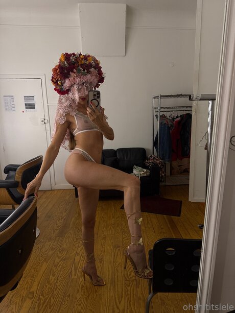 Lele O OnlyFans Model Fotos