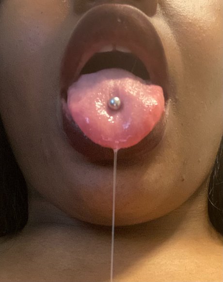 OhHoneyChild OnlyFans Nacktbilder