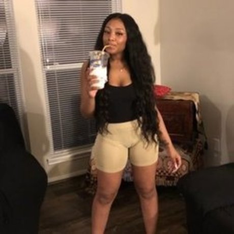 missleaveastain OnlyFans-Leak