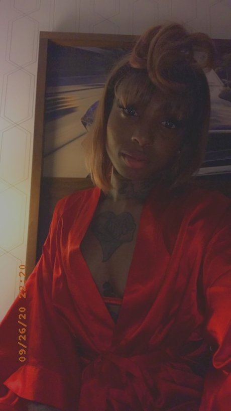 The Cr me Queen_ XXX OnlyFans