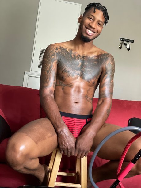 OfficialStaxxx OnlyFans-Bilder geleakt