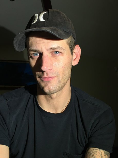 Ronnie T OnlyFans Pornografie