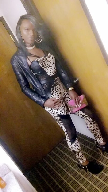 London dior Nacktbilder OnlyFans