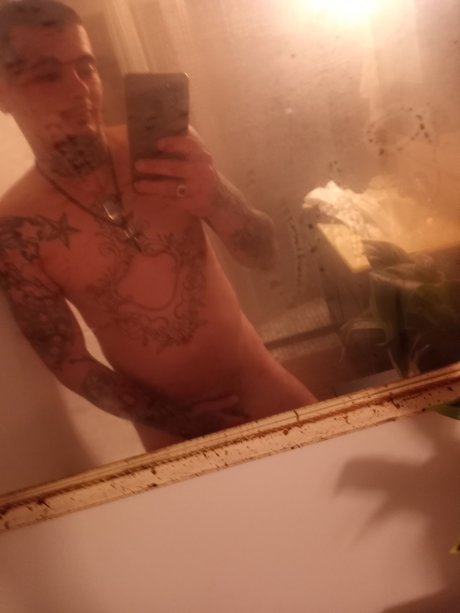 Dillon Lee Nackt auf OnlyFans