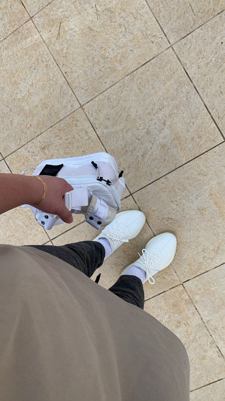 OnlySneakers OnlyFans Star