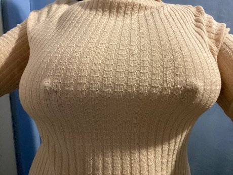 Dame D colletage Nackt auf OnlyFans