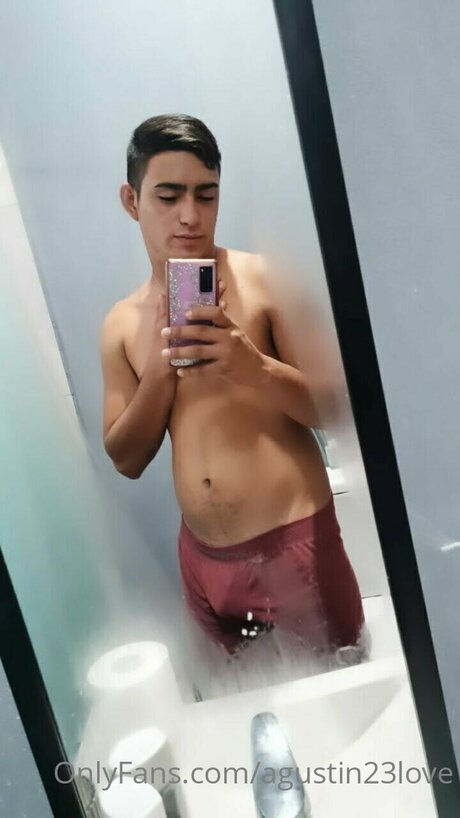 Agusss OnlyFans nackt