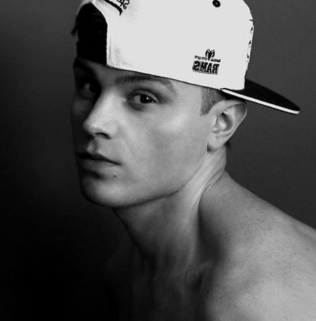 Oleg Bogann Nacktbilder von OnlyFans