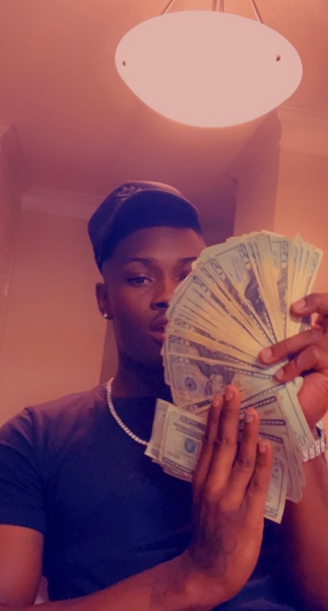 OLA THE CREATOR OnlyFans-Archiv