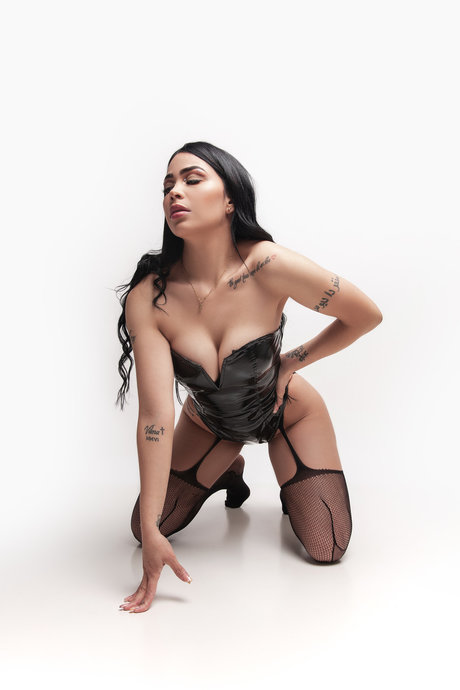 Esthefany Leal Nacktpornos auf OnlyFans