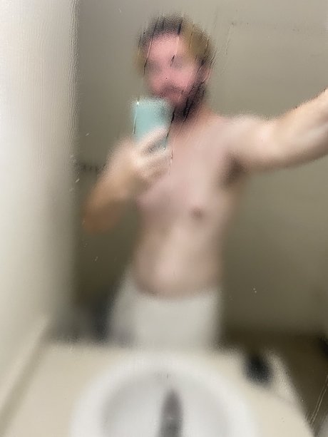 Otter Nacktbilder von OnlyFans