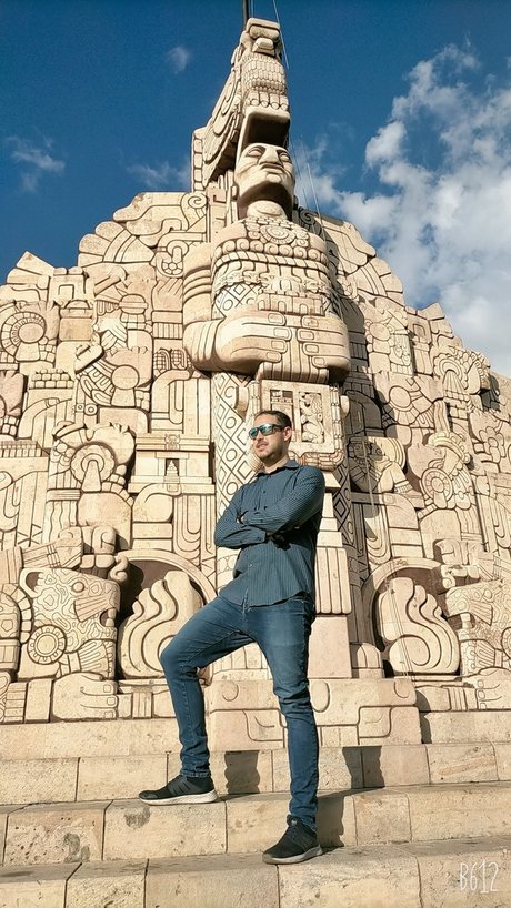 Oscar Couti o Neues OnlyFans