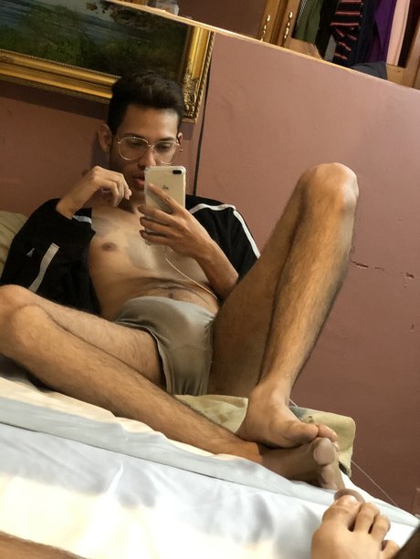 A T Nacktbilder OnlyFans