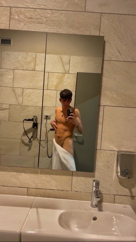 ACHILLE OnlyFans Leak