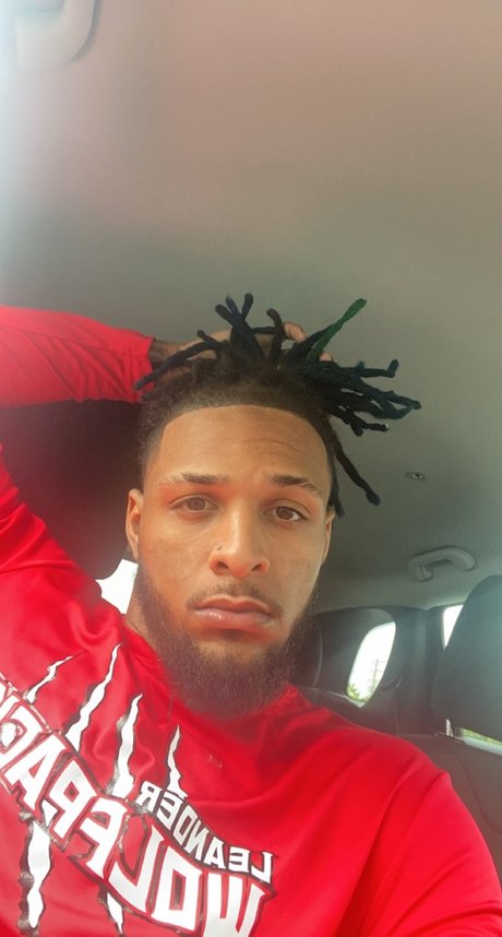 AjDaFreak OnlyFans Nacktbilder