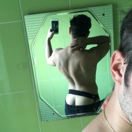 ADAM OnlyFans Gratis-Inhalte