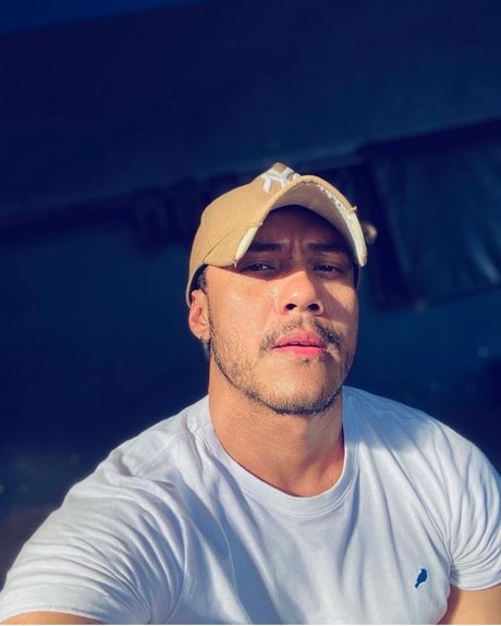 Paran icoSedutor Nacktbilder auf OnlyFans