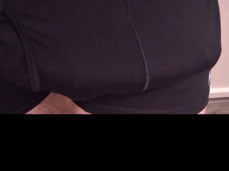 GCAA Nacktbilder von OnlyFans