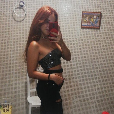 Paola Boom_ OnlyFans Bilder