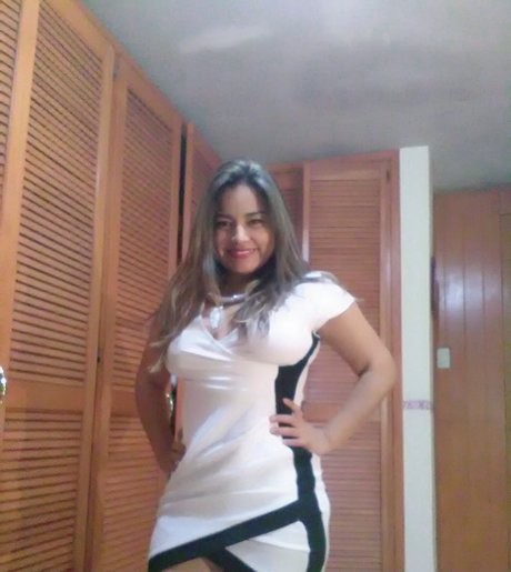 ALBA ANGUIANO OnlyFans Nacktbilder geleakt