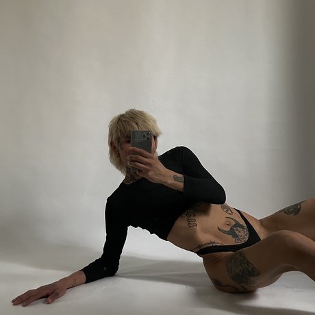 Perra Calata Sex auf OnlyFans