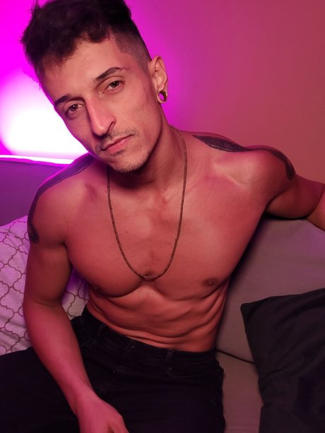 Pedro Caliente Nacktbilder OnlyFans