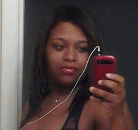 Cinna Mon t Oben ohne OnlyFans