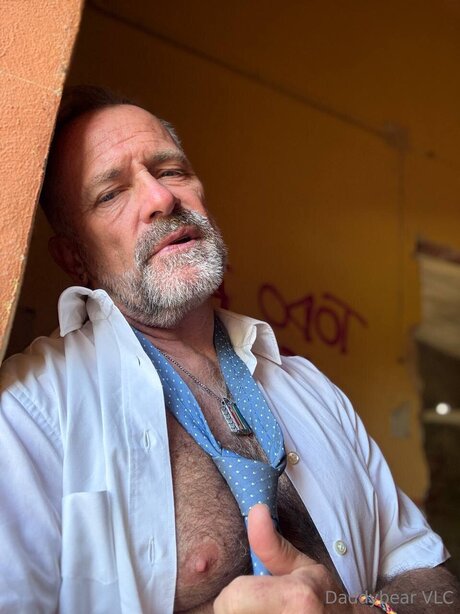 Daddy bear Kostenlose OnlyFans-Pornos