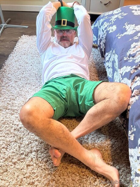 Daddy bear OnlyFans geleakter Pornografie