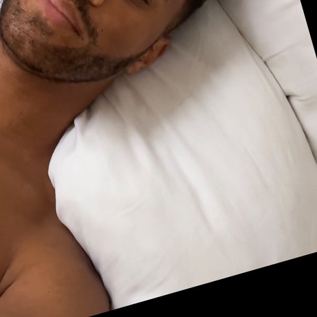 B8tem8te OnlyFans Nacktfotos