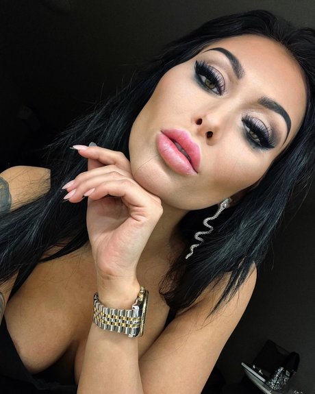 Pink Rabbit Leaks von Nacktbildern auf OnlyFans