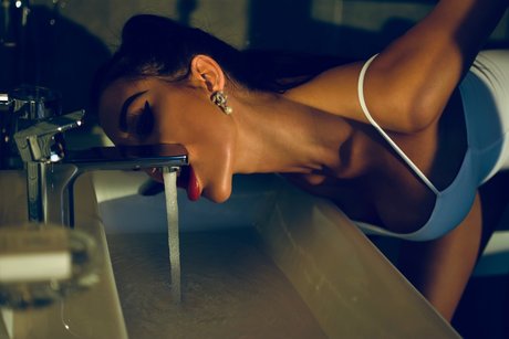 Pink Rabbit Brüste OnlyFans