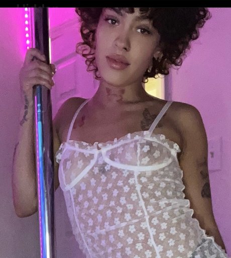 Pretty Red Auf OnlyFans