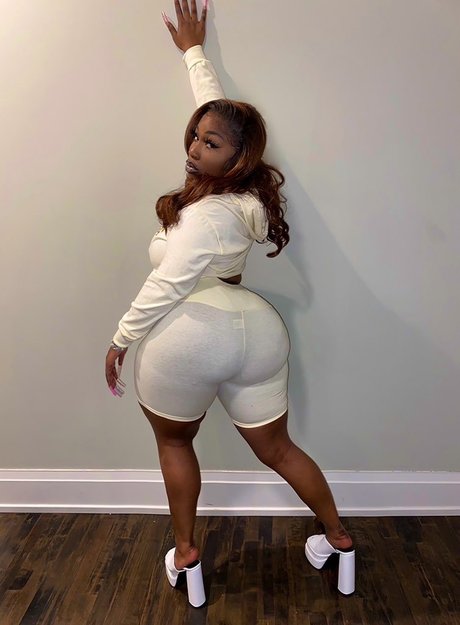 ChunLing Leaked OnlyFans Sex Tape