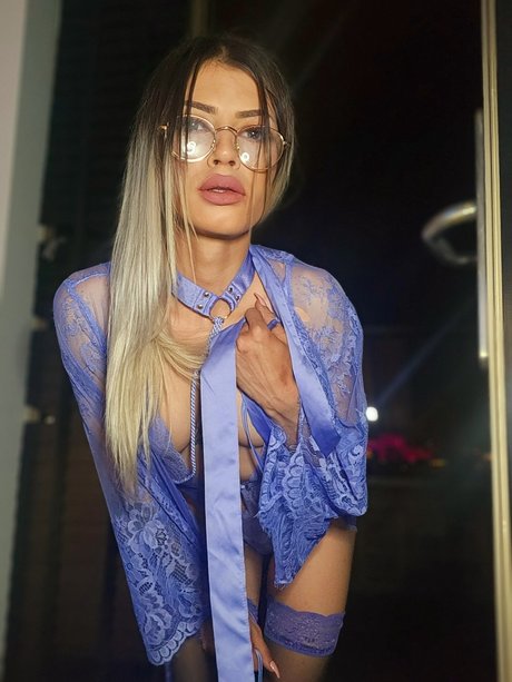 Petitemasseuse OnlyFans Leak