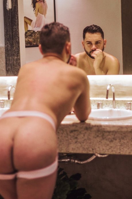 Peter Ribeiro OnlyFans XX