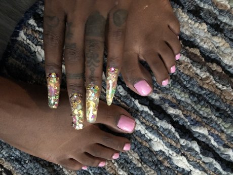 Pmf lizzie OnlyFans Nacktbilder