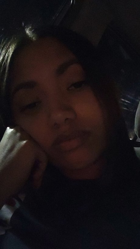 Reynaa Heiße OnlyFans Inhalte