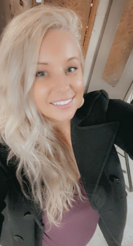 Ms Marie Honda Kostenlose OnlyFans-Inhalte