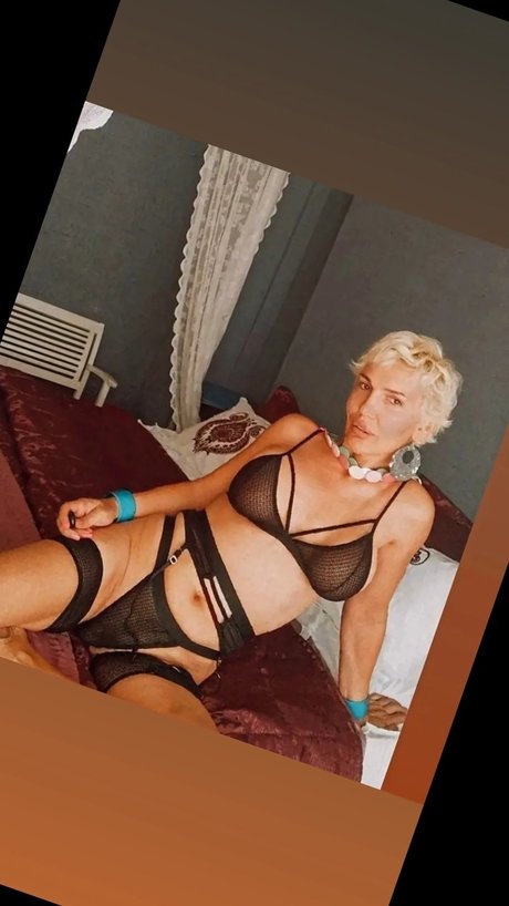 Pitonpakize XXX OnlyFans